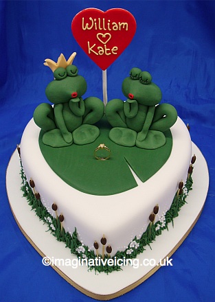 Birthday Cakes Online on Engagement Kissy Frogs Heart Cake   Imaginative Icing