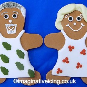 Holly & Berry Gingerbread Bakers